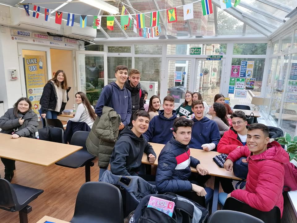 Школа Cavendish School of English Борнмут в Борнмуте
