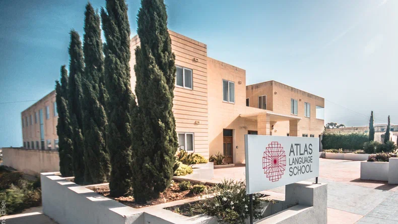 Школа Atlas Language School в Сент-Джулиансе