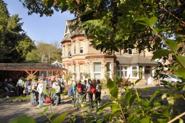 Школа Cavendish School of English Борнмут в Борнмуте