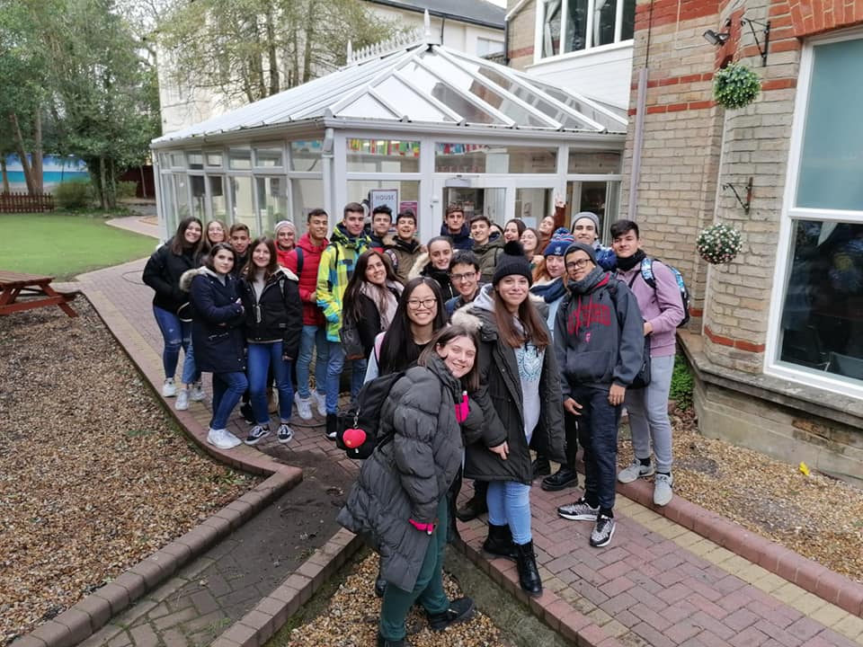 Школа Cavendish School of English Борнмут в Борнмуте